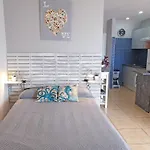 Ocean View Deluxe With Sunset Balcony And Pool *