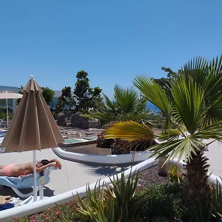 Ocean View Deluxe With Sunset Balcony And Pool