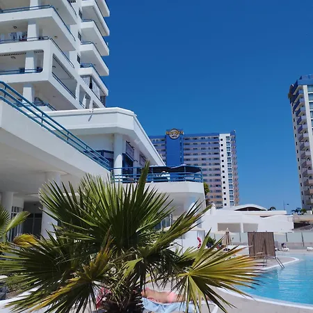 Ocean View Deluxe With Sunset Balcony And Pool Appartamento